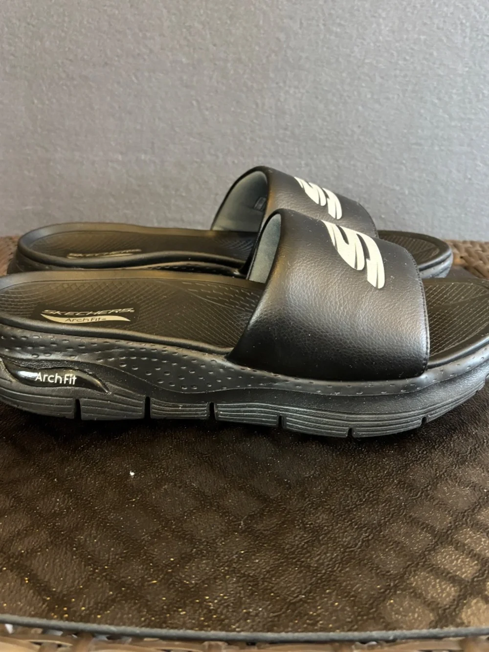 Skechers Arch Fit Slip On Comfort Slide Sandals Size 13